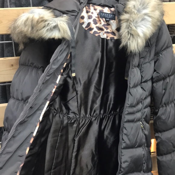 NWOT,Laundry by Shelli segal down fur hood,Olieve - Picture 12 of 16